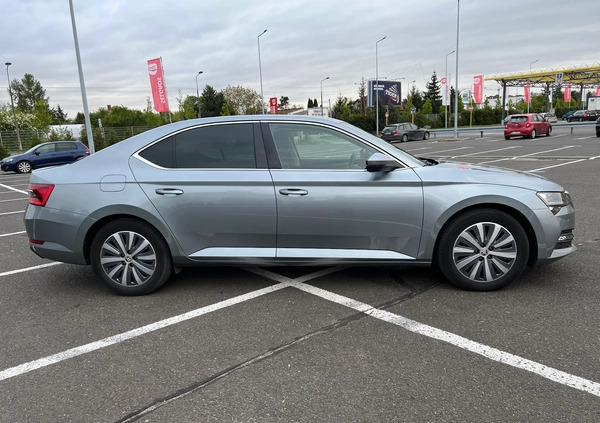 Skoda Superb cena 134999 przebieg: 72220, rok produkcji 2021 z Warszawa małe 232